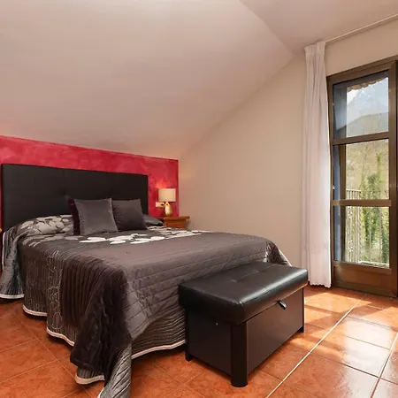 Sofia Ordesa Appartement Escalona